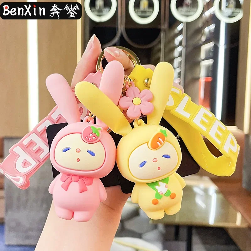 2025 Miniso Business personalisierte und exquisite kleine Geschenke, originale stressabbauende Schlüsselanhänger-Auto-Paar-Rucksäcke