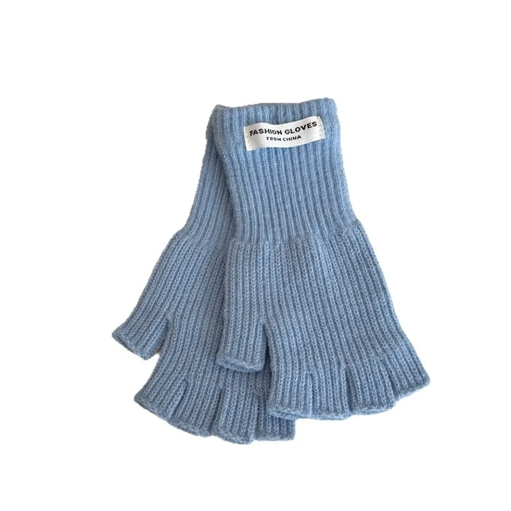 قفازات محبوكة سميكة على الموضة تحافظ على الدفء شاشة اللمس قفازات مقاومة للبرودة بلون سادة نصف اصبع قفازات النساء