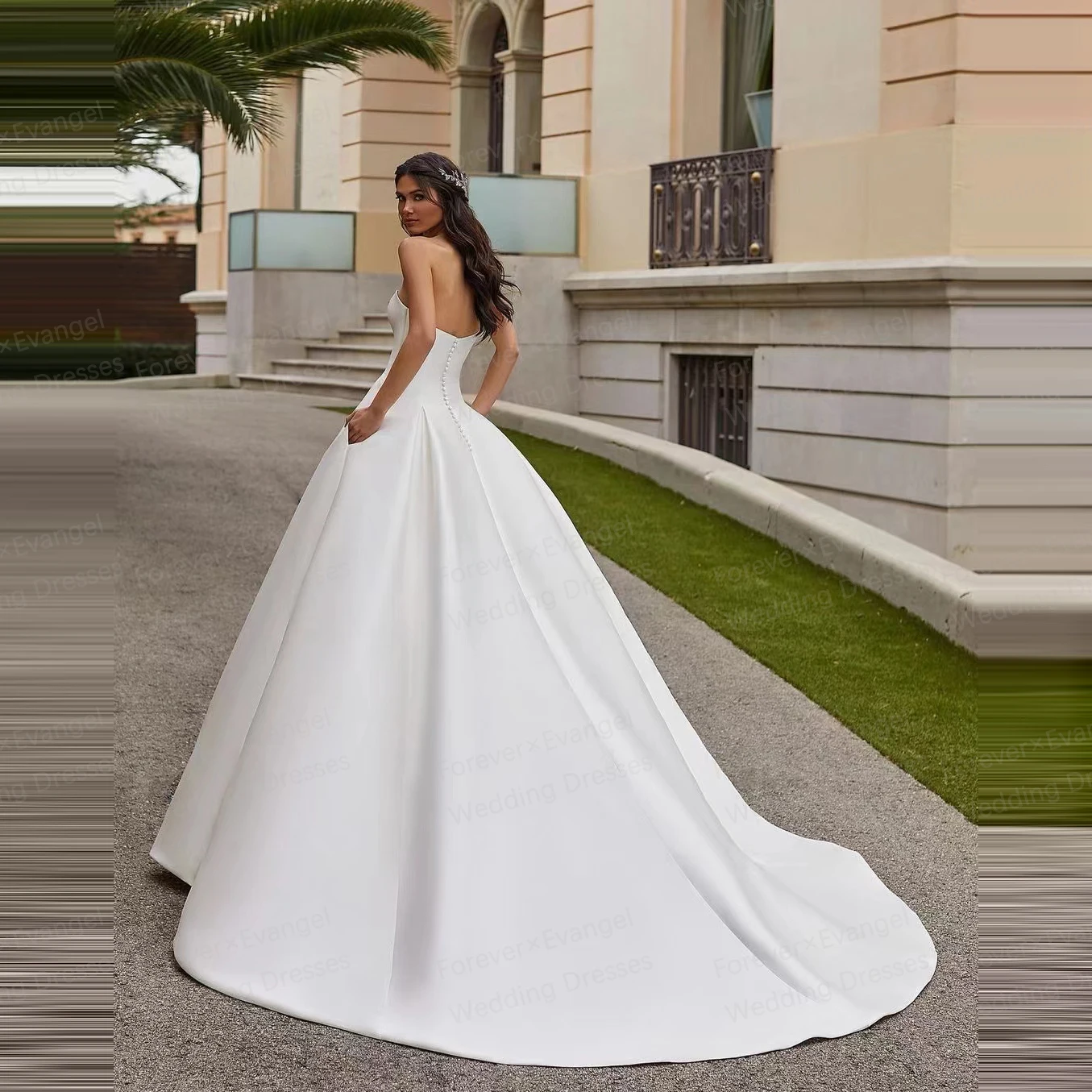 Simple Sexy Wedding Dresses A Line Woman's Strapless Sleeveless Button Bride Gowns Satin Backless Elegant Vestido Robe De Mariée