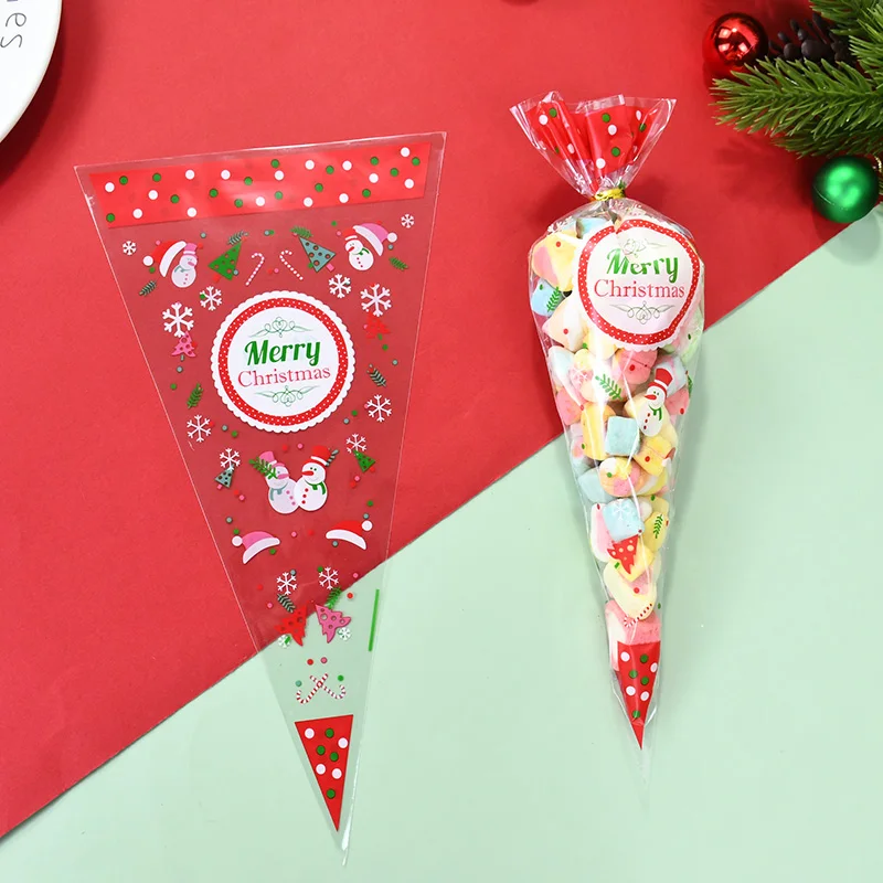 

100PCS Merry Christmas Triangle Gift Bags Xmas Tree Elk Candy OPP Bag Cookie Cone Packaging Pounches Christmas Gifts Decor 2024