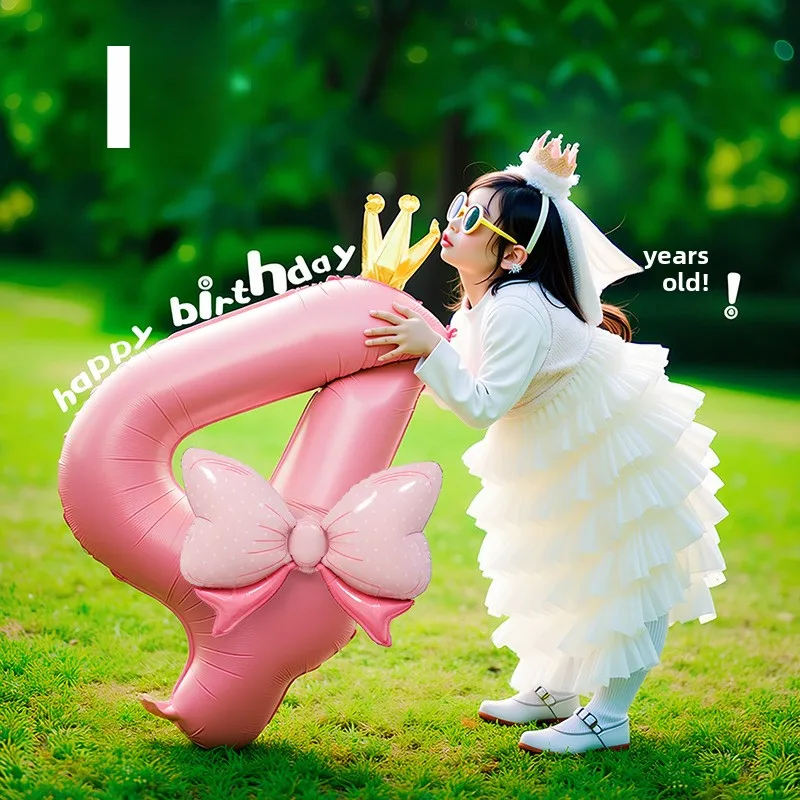 Balloon Decoration Number Two Girl's Party Scene Setup Ambiance Costume Little Girl's Birthday Three Years Old Baby Girl