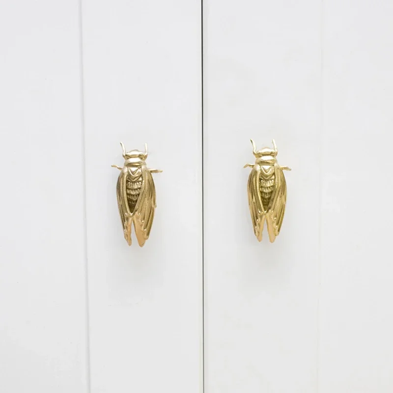 Cicada-shaped Furniture Handles Solid Brass Dresser Knobs Handles for Cabinets and Drawers Wardrobe Pulls Copper Drawer Knobs