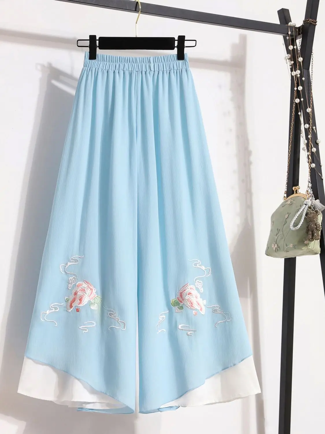 

Новые летние двухслойные шифоновые брюки с широкими штанинами, на резинке, с вышивкой в китайском стиле «Цветок лотоса», дышащие, свободные, повседневные