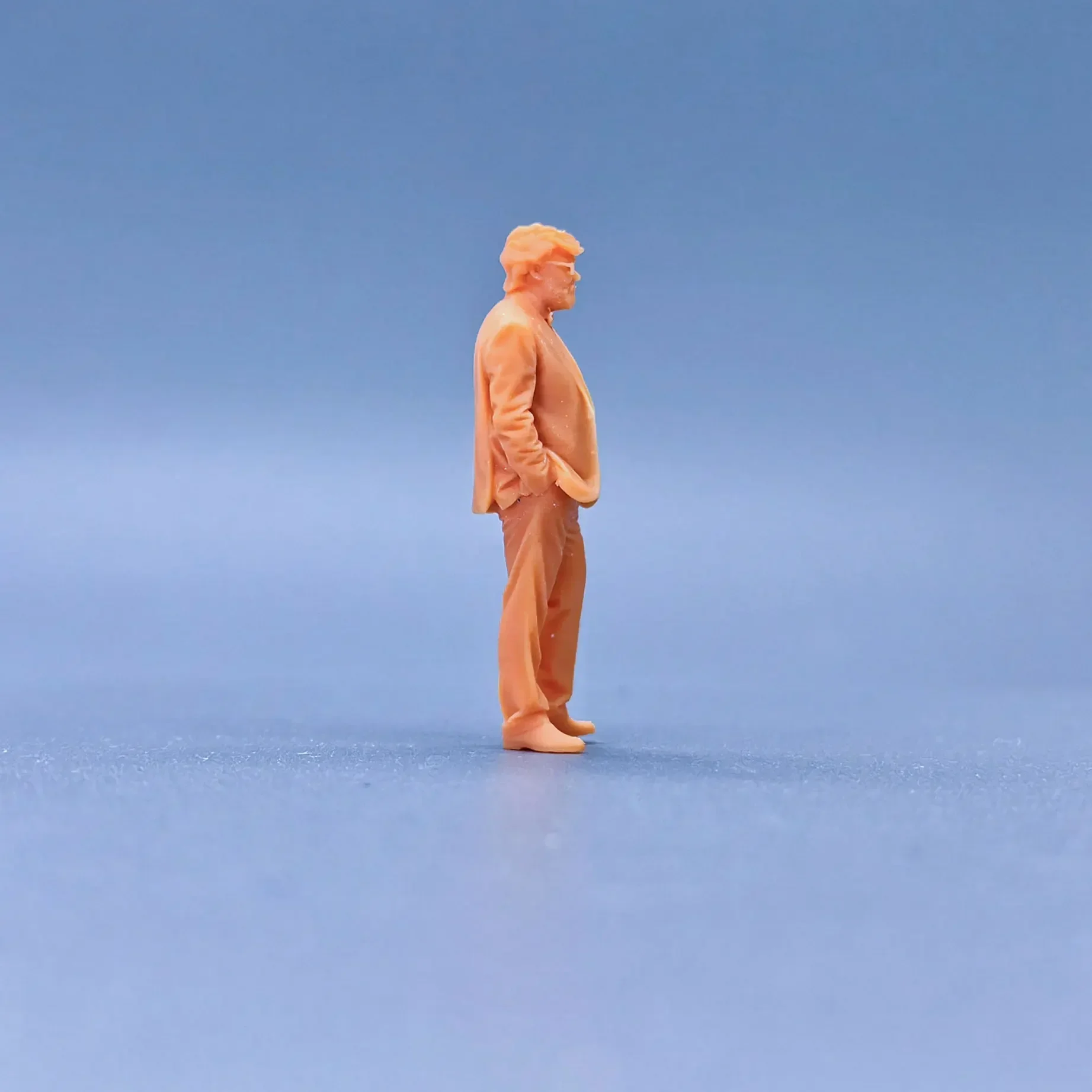 Modèle en résine riche pour vieil homme, échelle 1/64 1/43, avec tuyau, Diorama Miniature non coloré, peint à la main, S617