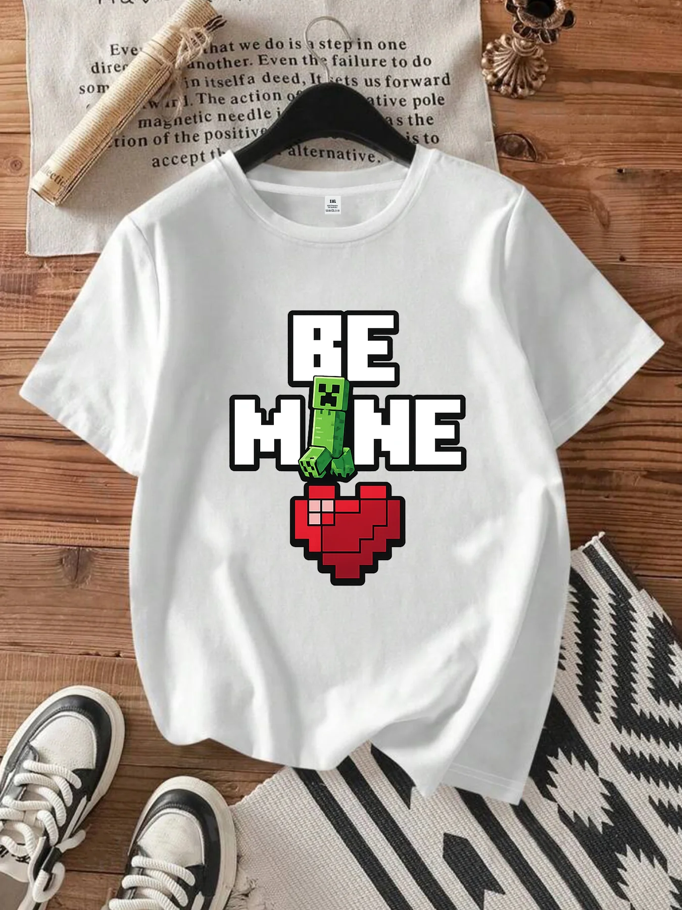 

【WDS0068】Plus size women's round neck short sleeve T-shirt with elastic half sleeves and trendy prints