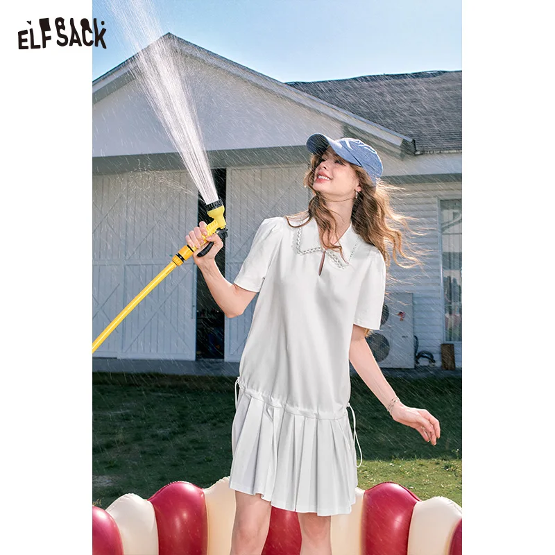 ELFSACK 2024 Summer New Arrivals White pleated preppy style cute age-reducing shirt dress for women