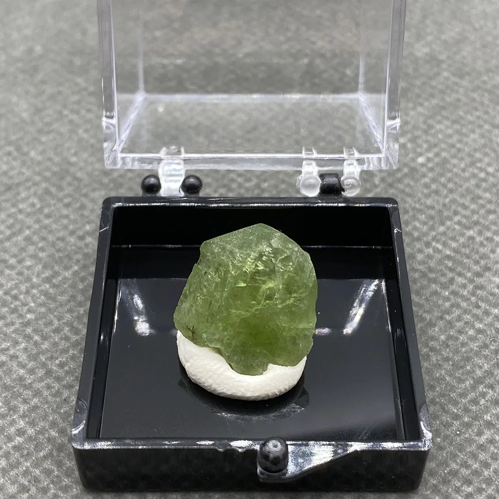 100% Natural rare big crystal Ludlamite mineral specimen stones and crystals  quartz gemstones