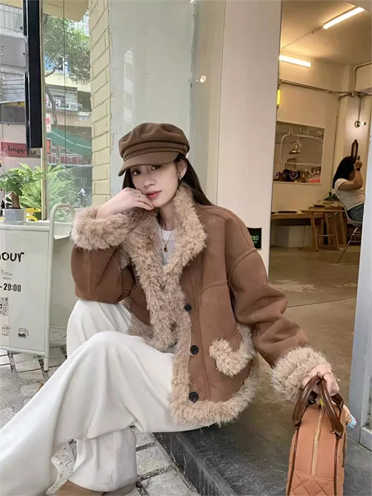 

Замшевая куртка из меха ягненка, женская теплая зимняя новинка, свободная посадка, длинное пальто с застежкой на пуговицы