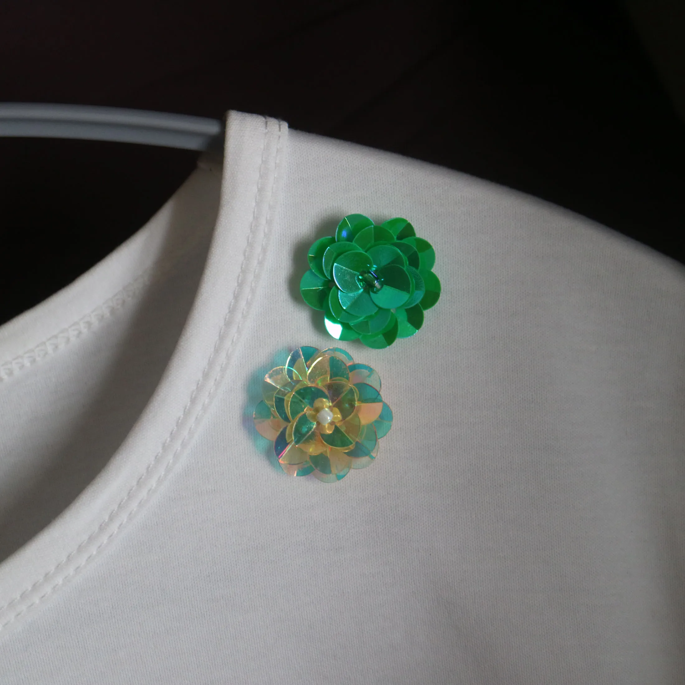 10 Stück/Set Blumen-Perlen-Applikationen für Kleidung DIY Strass-Pailletten Aufnähbare Stickerei-Applikationen Parche Ropa – Detail 12