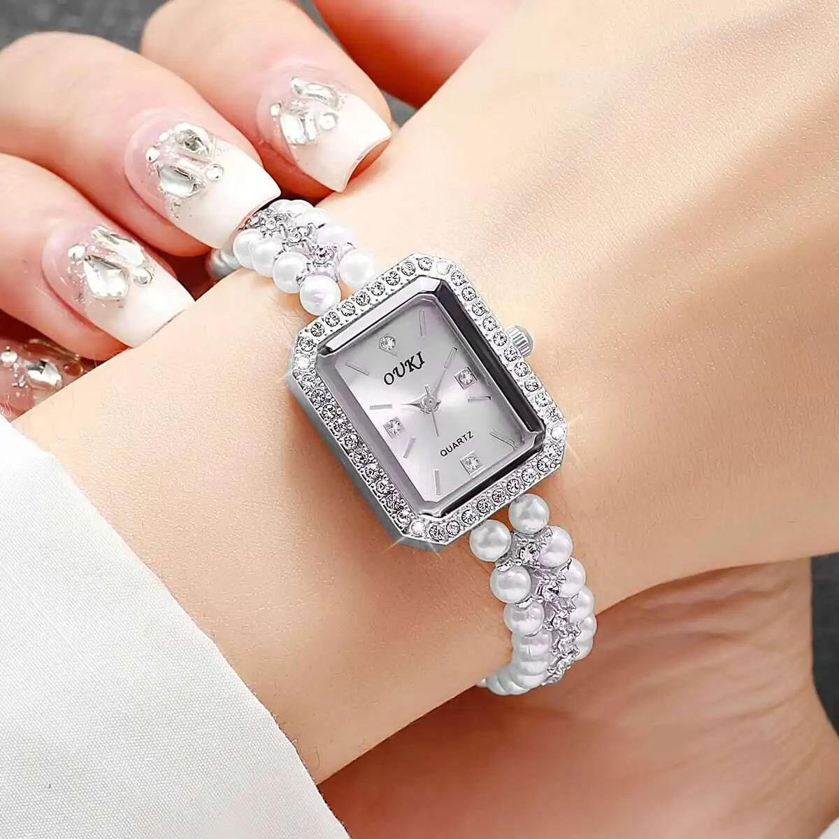 Fashion Square Women Watches Elegant Imitation Pearls Strap Quartz Wristwatch Reloj Mujer（Without Box）