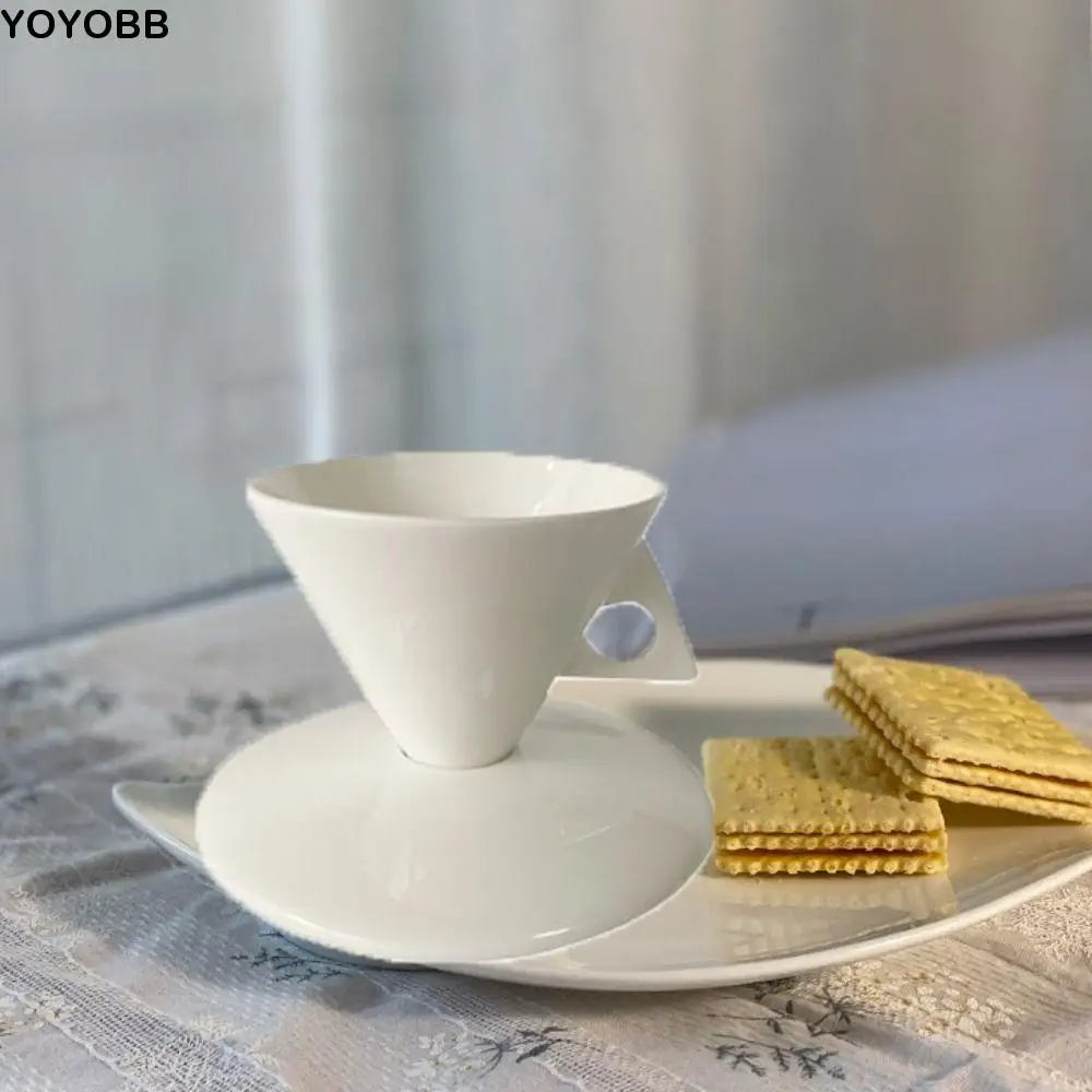 

Изысканный набор фарфоровых чашек для эспрессо из костяного фарфора, коническая винтажная кофейная чашка, минималистичная чашка Demitasse, послеобеденный чай