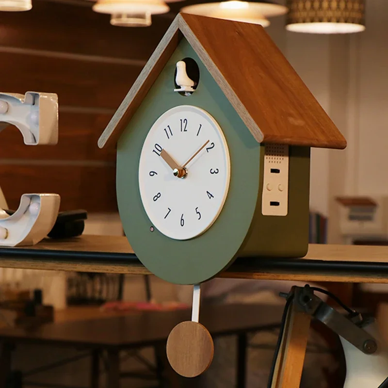 Solid Wood Cuckoo Wall Clock Living Room Watches Wall Decor Creative Retro Pendulum Clocks