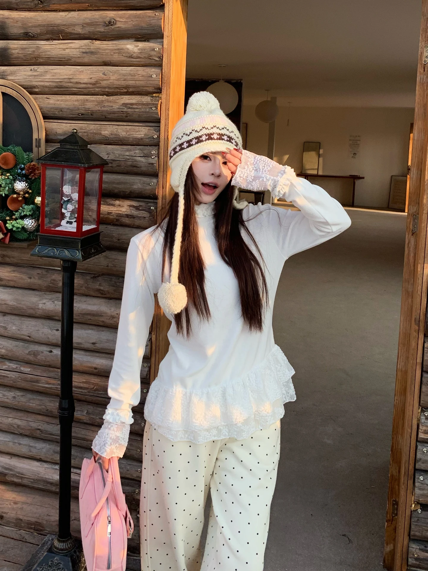 

Lace Trim Long Sve Base irt Women's Autumn Winter Layering German Velvet T-irt Top Simple Sle Slim Fit Creative Pattern