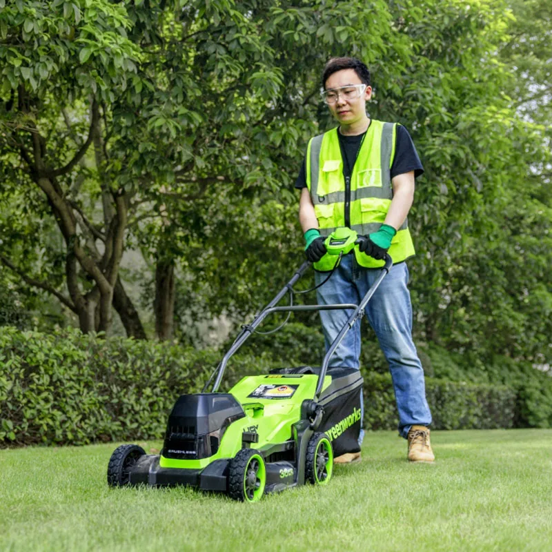 Greenworks 24+24V Cordless Lawnmower for Lawns up to 420m², 36cm Cutting Width, 40L Bag with 2*4ah Battery + Charger