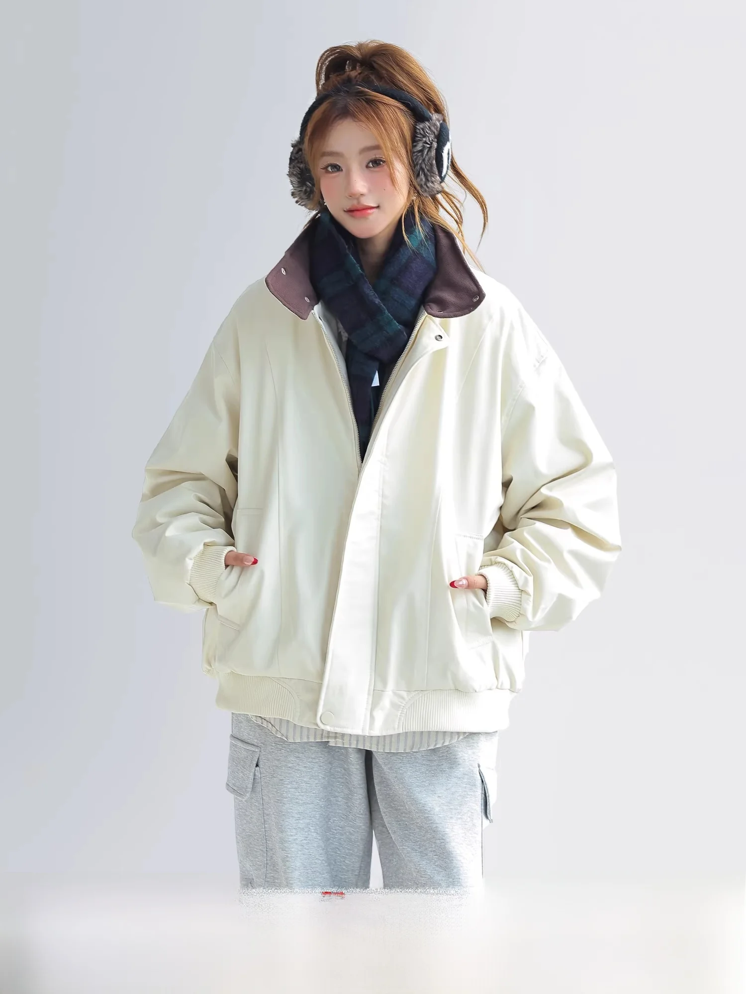 

Женское зимнее теплое хлопковое пальто Chant2nd в винтажном стиле, свободного кроя, с длинными рукавами, на молнии, с воротником-стойкой, из утолщенного хлопка, цвета «Барн»