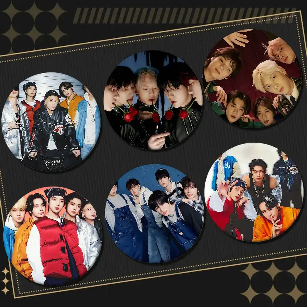 K-Pop Group-TXT-TOMORROW X معًا شارات دبابيس دبابيس التلبيب قبعة دبابيس دبابيس هدايا ديكور حقائب الظهر