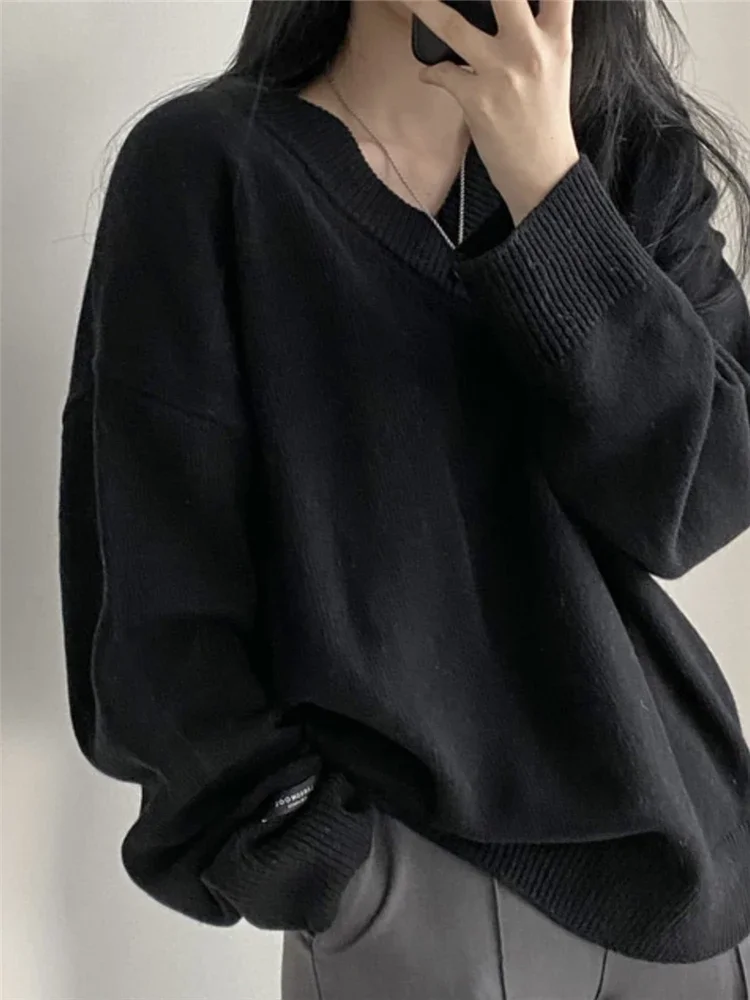 REALEFT Autumn Winter Black Oversize Women\'s Sweater 2024 New Casual Loose Long Sleeve V-Neck Sweaters Knitted Pullover Female