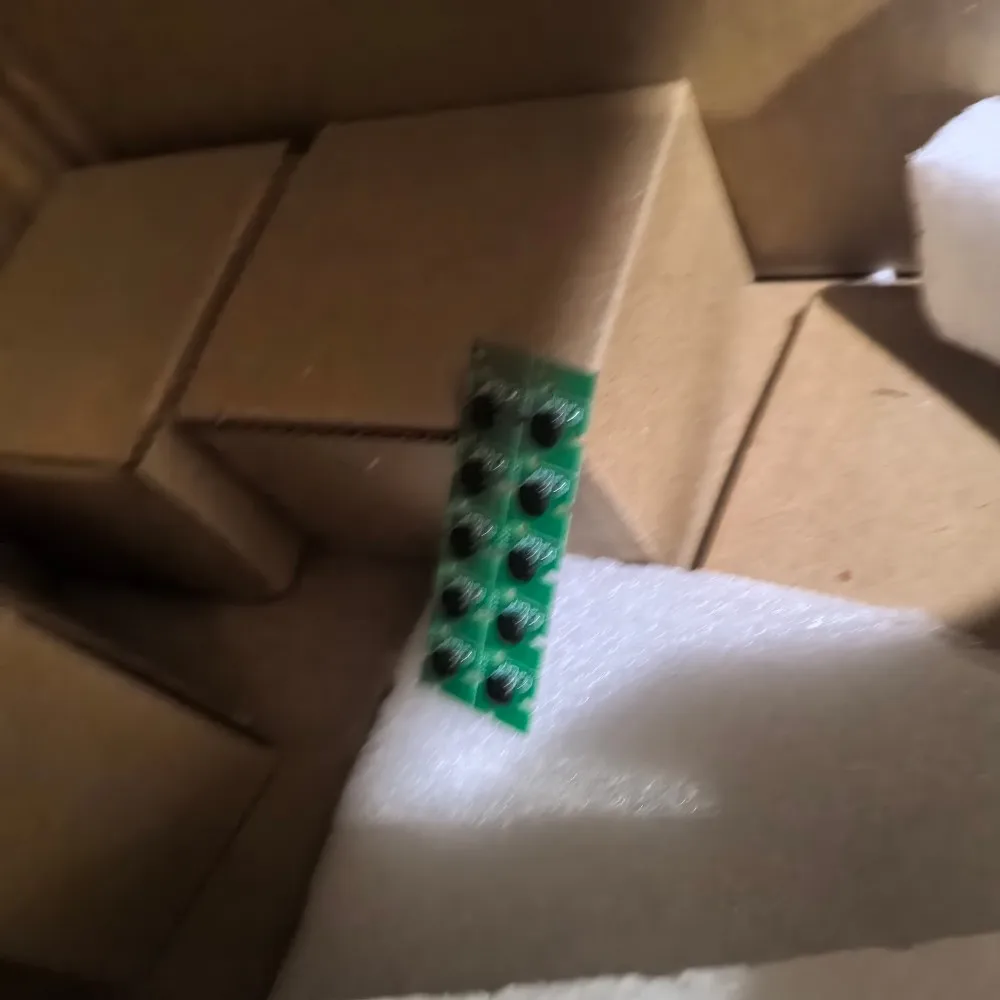 

Чип резервуара для обслуживания T6193 6193 для EPSON Sure Color T3200 T5200 T7200 T3000 T5000 T7000, детали принтера плоттера