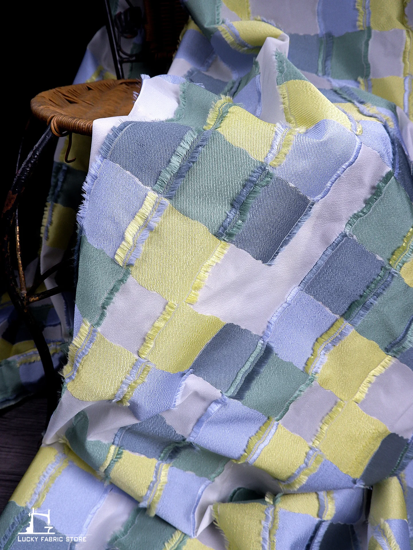 

Multi-color, heavy-texture, plaid, imitation faux-patch, raw edge patch, new national tide jacquard fabric, designer fabric