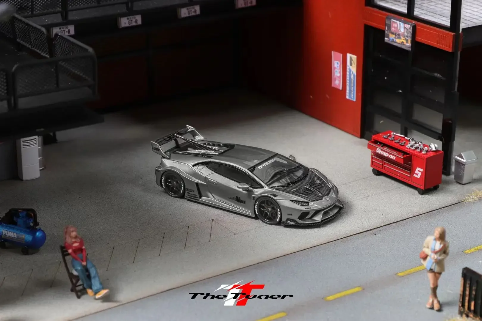 

**Preorder**The Tuner 1:64 Huracan LP610-4 LB-Silhouette Works Diecast Model Car