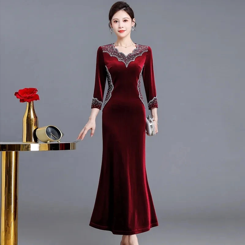 Wine Red Diamond Embellished Mother Wedding Clothes Dress Lady 2024 Autumn Noble Wedding Mother-in-law Happy Mother-in-law Dress