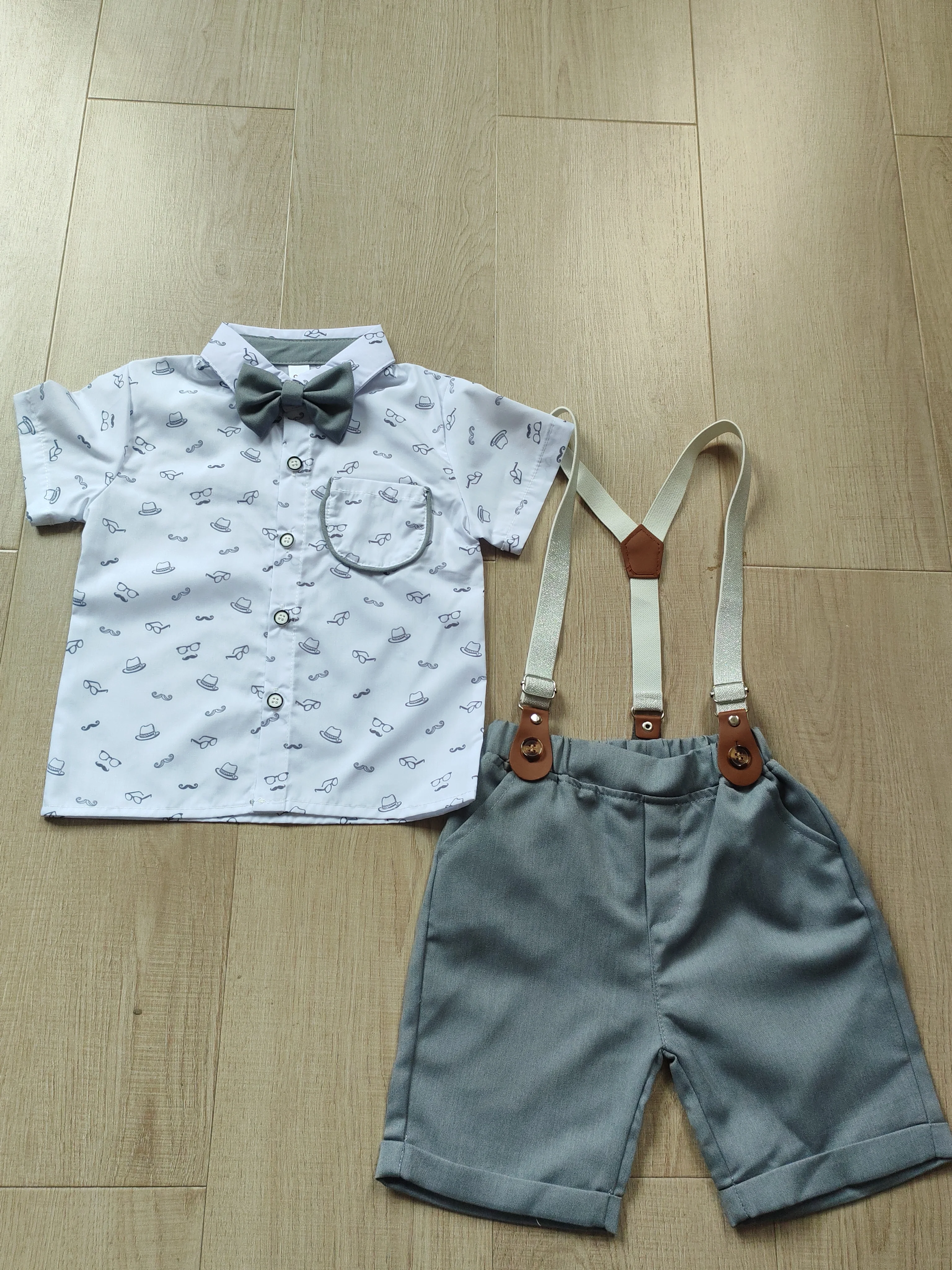 

F005 Boys Casual Two-Piece Set Shirt Shorts Ensemble for Active Kids Comfortable Versatile Outfit Combination