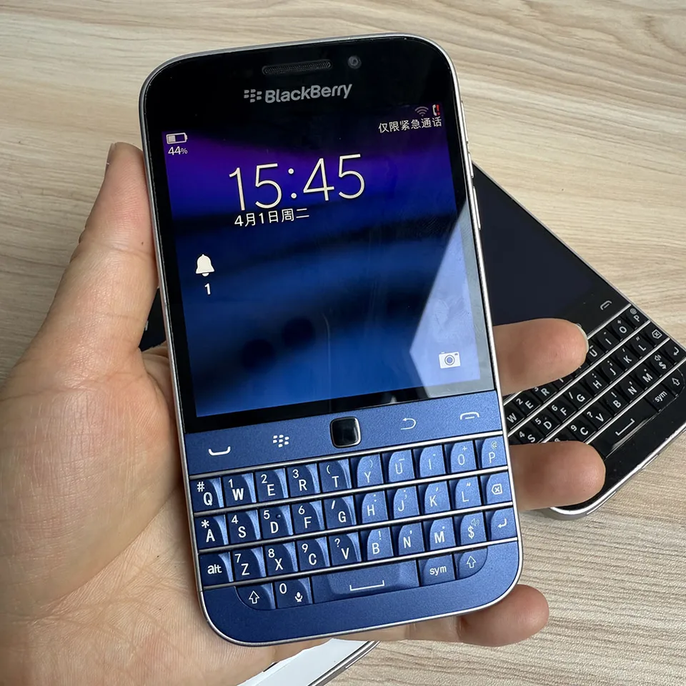 スマートフォン本体 BlackBerry Q20 Classic S09b88b73508149fa9dd620ecf03cc