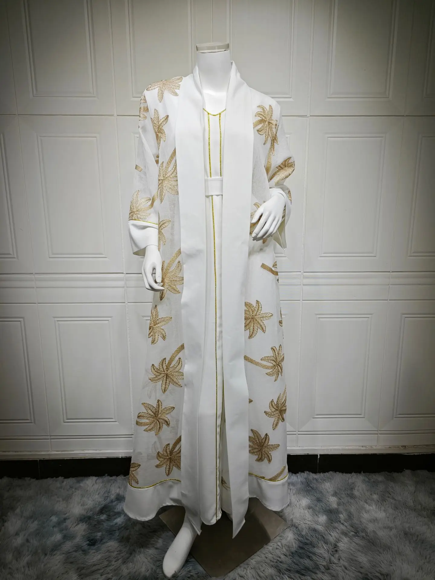 

Ramadan Islamic Middle East Saudi Arabia Robe Embroidered Yarn Luxury Fashion Dubai Two Piece Set Cardigan Dress Women's Robe