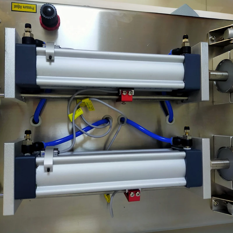 

Горизонтальная пневматическая интеллектуальная машина для розлива пастообразных продуктов PBOBP с подогревом для напитков и химической промышленности, с нагревательным смесительным бункером для воска и консервных банок