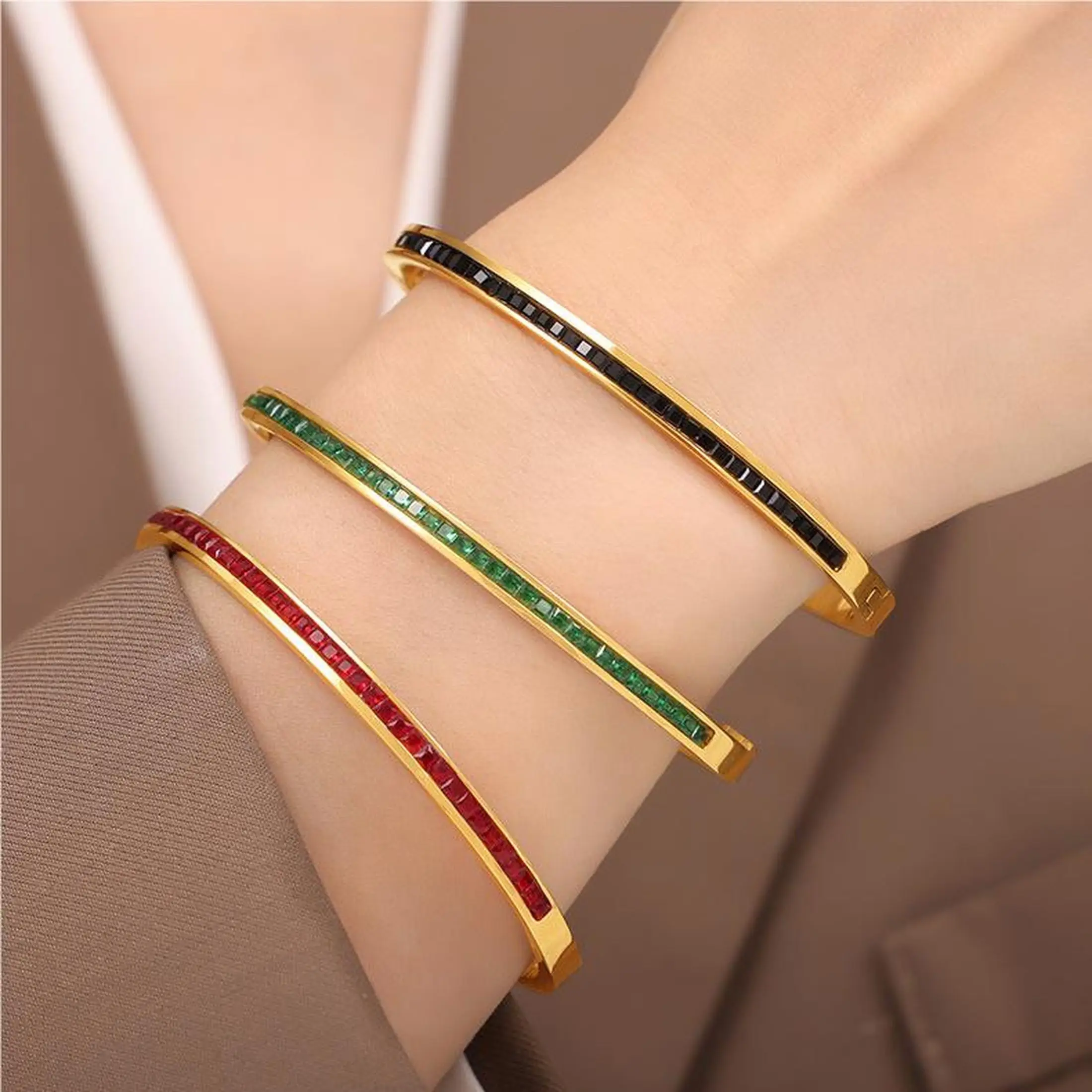 Fashion light luxury multicolor zircon, atmospheric women\'s bracelet, narrow bracelet, stainless steel jewelry, anniversary gift
