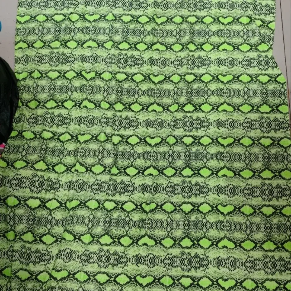 Milk Thread Snake Pattern Printed Fabric for Knitted Four Face Elastic Performance Dance Clothing Fabrics Diy Sewing Cloth