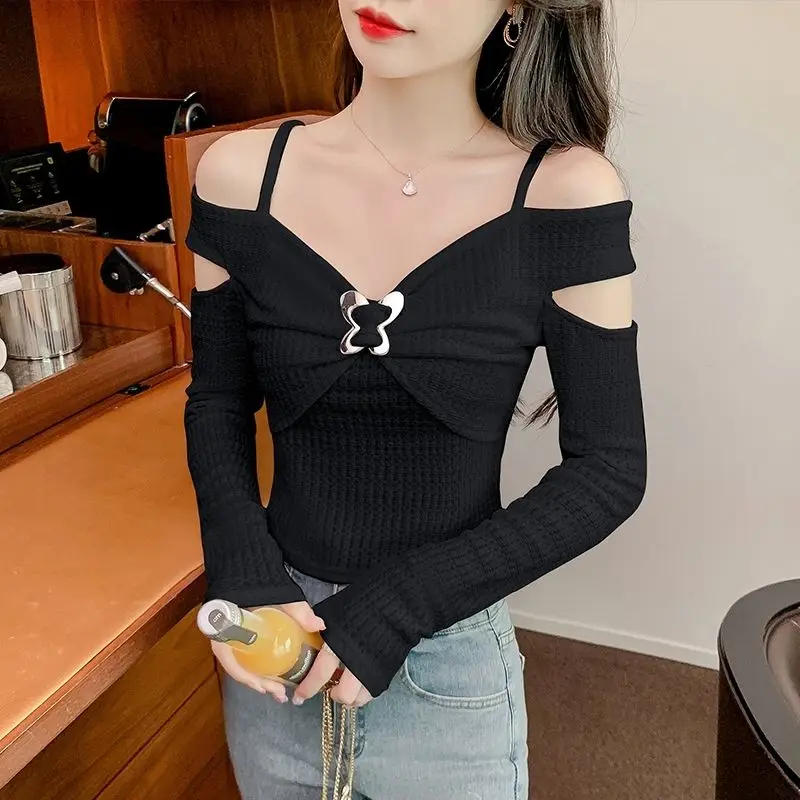 2023 New Spring and Summer Pure Desire Sexy Off Shoulder Slim Fit and Slim Fit, Careful Machine Hollow Long Sleeve T-shirt