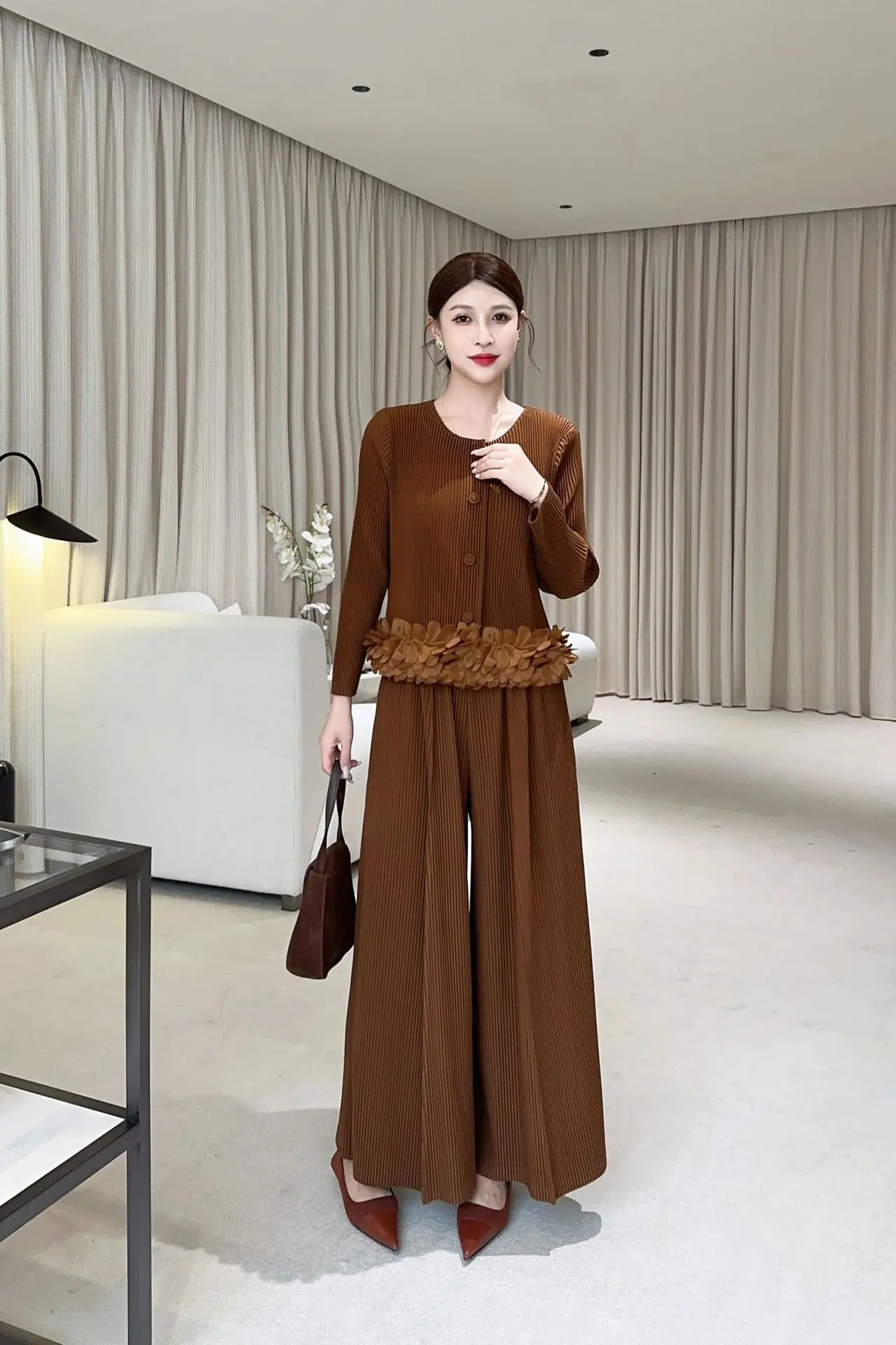 Miyake haut de gamme à la mode automne nouveau costume femmes boutonnage veste à manches longues + taille haute pantalon à jambes larges ensemble deux pièces