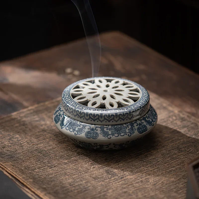 

Blue and White Ceramic Incense Burner, Home Indoor Tea Ceremony Supplies, Creative Decoration Pieces, Multi-purpose Incense Tool