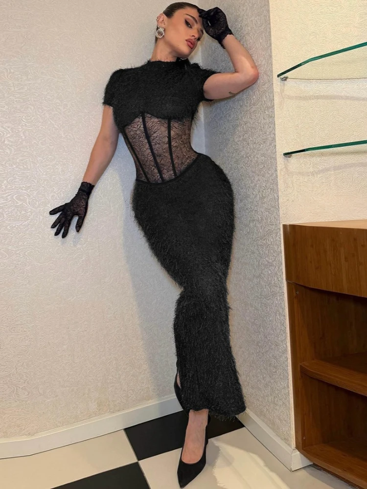 Sukienka Tsiisd Sexy z piórami, prześwitująca, damska, bez pleców, dopasowana, z wysokim stanem, z rozcięciem, patchworkowa, wieczorowa, obcisła.