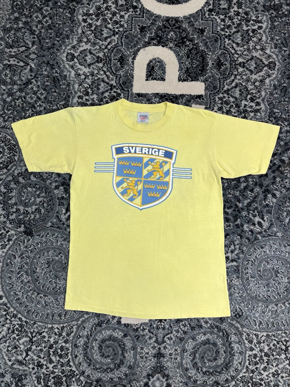 Vintage 90s Sweden Tshirt Tee Mens XL Yellow Sverige Shield Crest Coat Of Arms