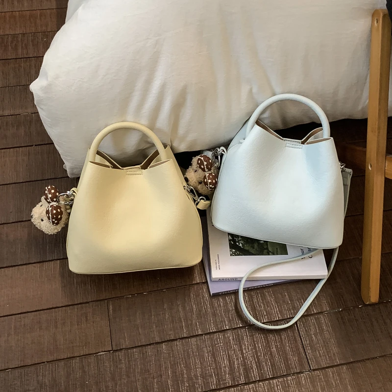 

2026 New Fashion PU Solid Bucket Bag for Girl Hot Style Shoulder Bags Unique Design Crossbody Bag Women High Quality Handbags