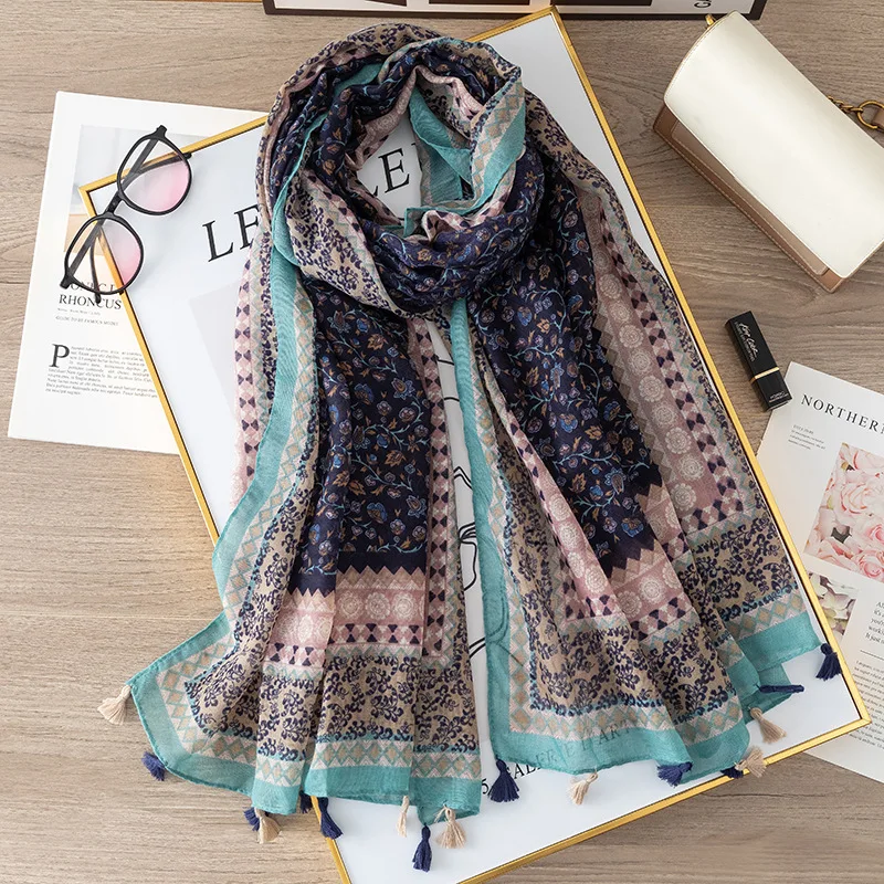 2024 Designer Brand Women Scarf Classical Print Lady Shawls Cotton Feeling Soft Oversize Hijabs Neck Headband Tassel Foulard