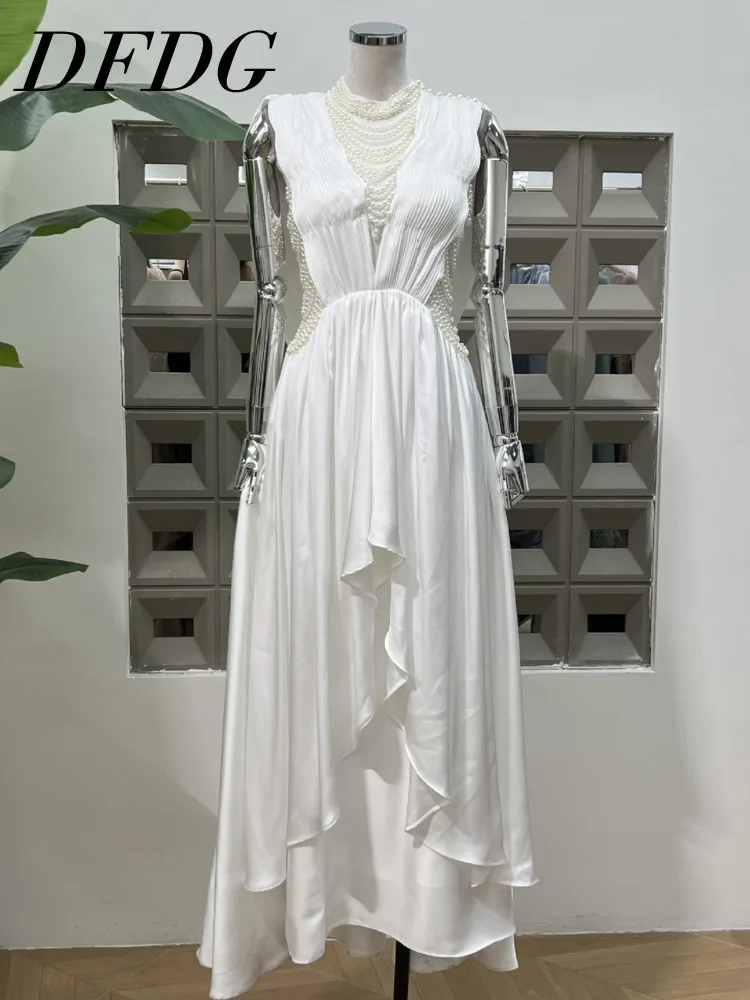 DFDG المرأة 2025 مصمم أنيق لؤلؤ مطرز مساء مزين الخامس الرقبة غير المتكافئة فستان ستان الربيع الصيف فستان الحفلات #1