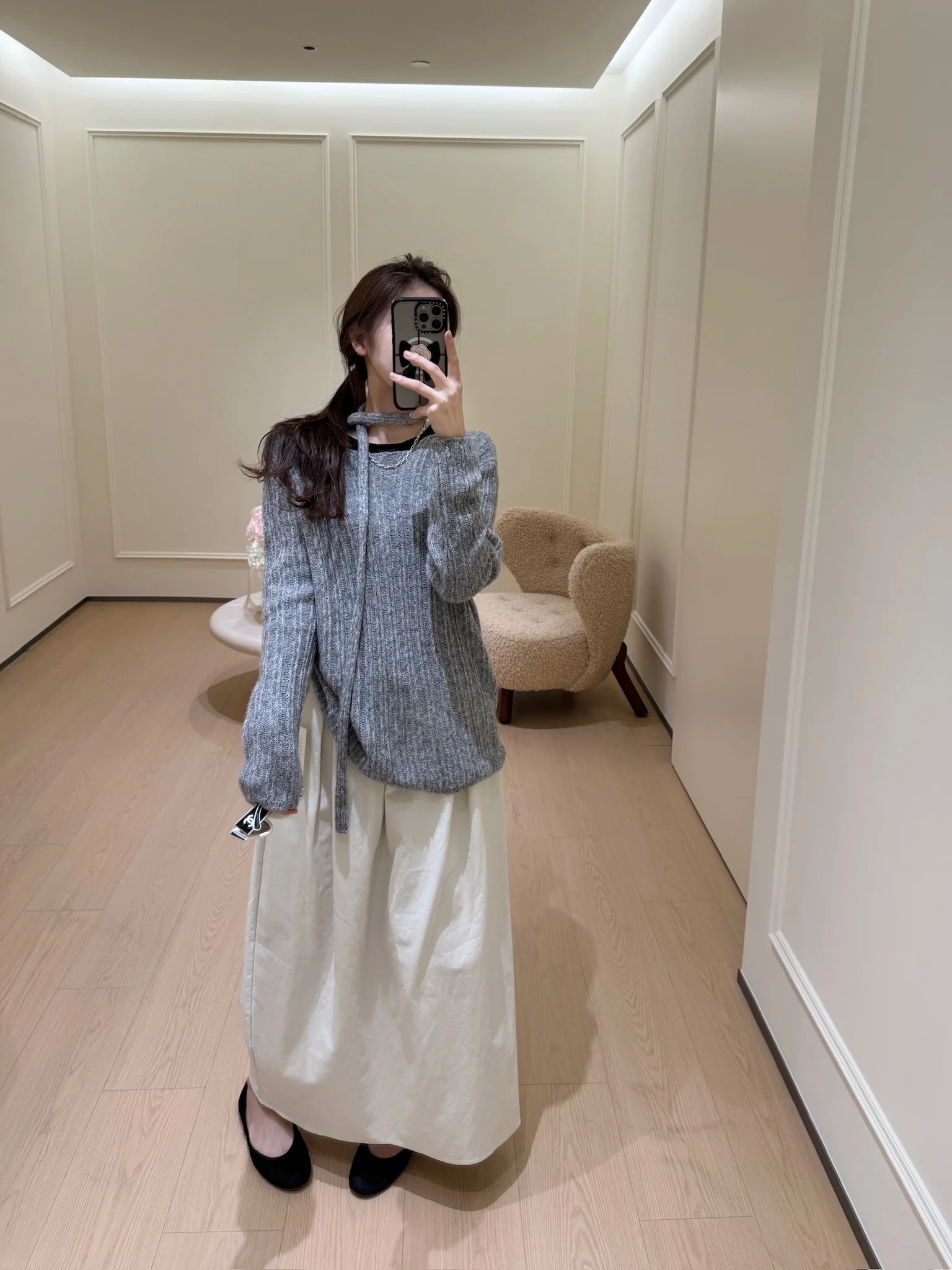 

Ультрамягкий свободный вязаный свитер для женщин, удобный топ в стиле lazy style, с ажурным дизайном, круглым вырезом, застежкой-молнией и длинными рукавами.