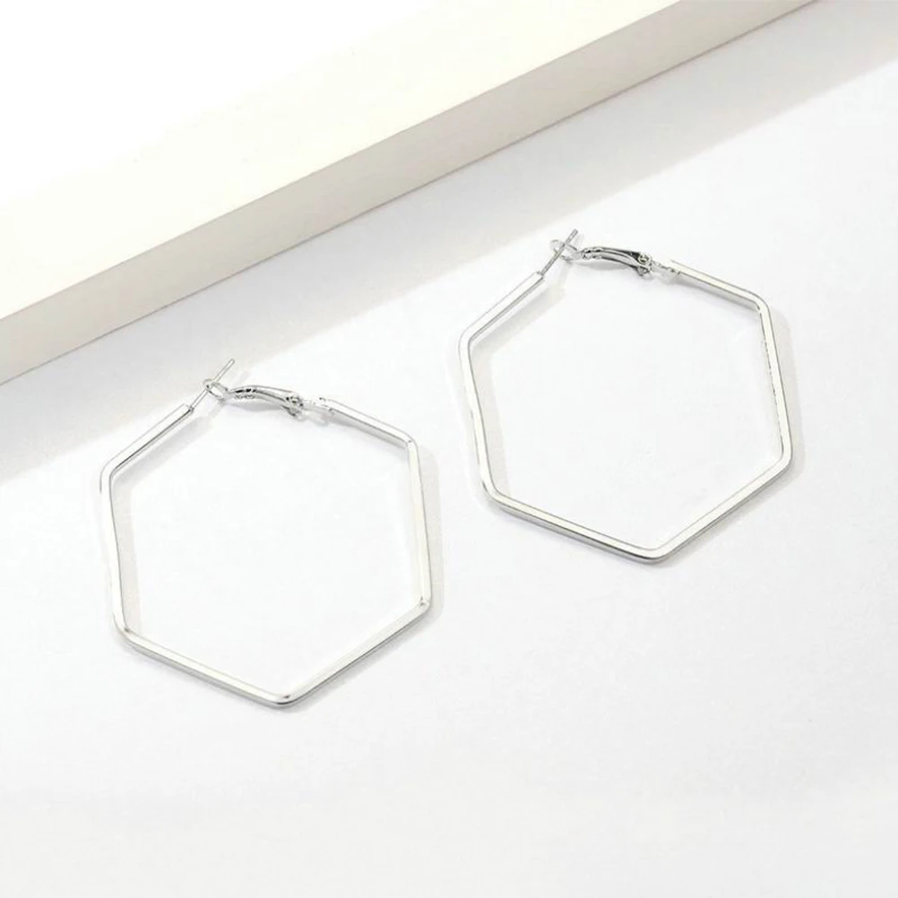 

Stud Earrings Sterling Silver Hexagonal Woman Earbob Simple Personality Fashion Miss