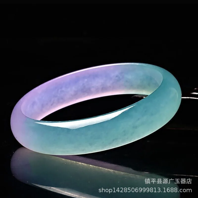 

Quartzite Spring Color Sky Blue Frozen Oil Green Bracelet Jade Stone