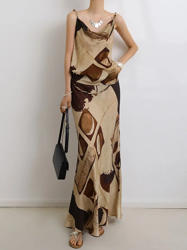 

VB Artistic High Waist A-Line Wrap Fish Tail Half Skirt Hand-Painted Desert Print Long Skirt Women's Fashion Spring Collection