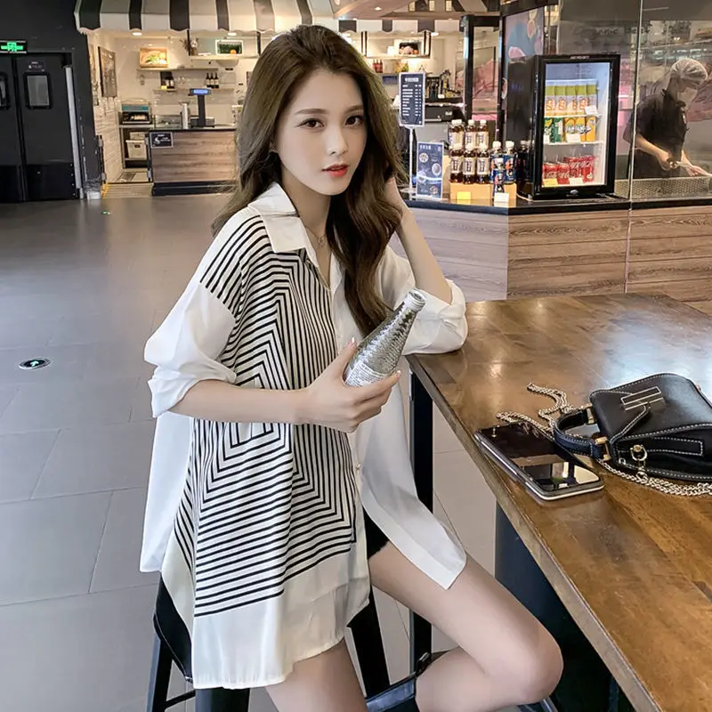 Fashion Printed Spliced Striped Asymmetrical Shirt Women\'s Clothing 2022 Autumn New Oversized Casual Tops Loose Korean Blouse