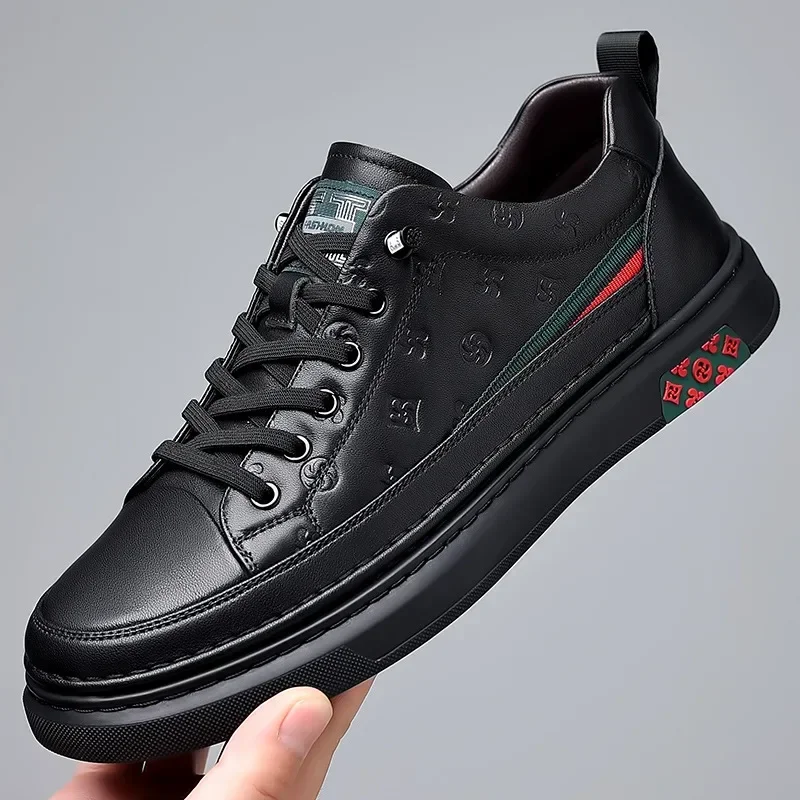 Spring New Shoes for Men Genuine Leather Casual Shoes Leisure Flats Skateboard Shoes Cow Leather Youth Lace-up Sneakers