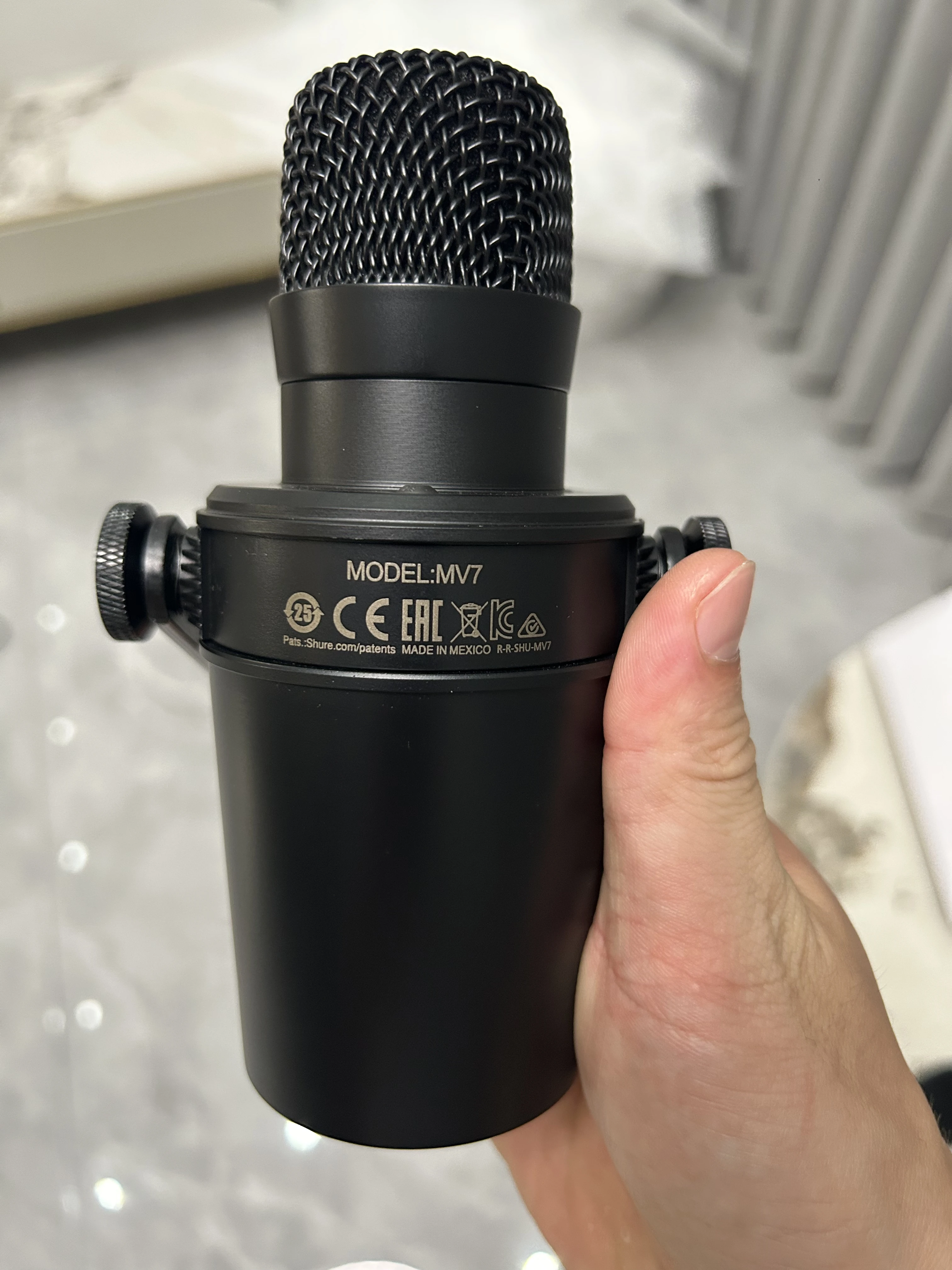 MV7 Studio Dynamic Microphone - огляд і ціна Gaming Microphone