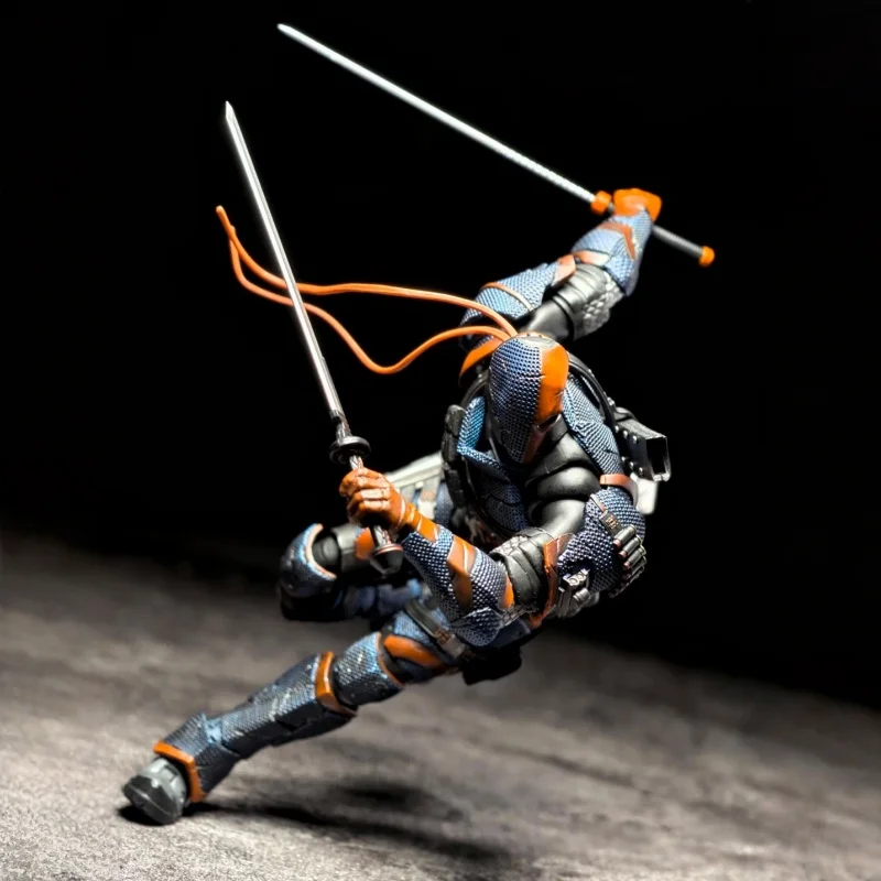 قريبا قريبا 1/12 مقياس جديد حقيقي LPZZ Deathstroke Arkham Knight DC002 عمل نموذج لجسم لعبة توضيح عالي جمع هدية
