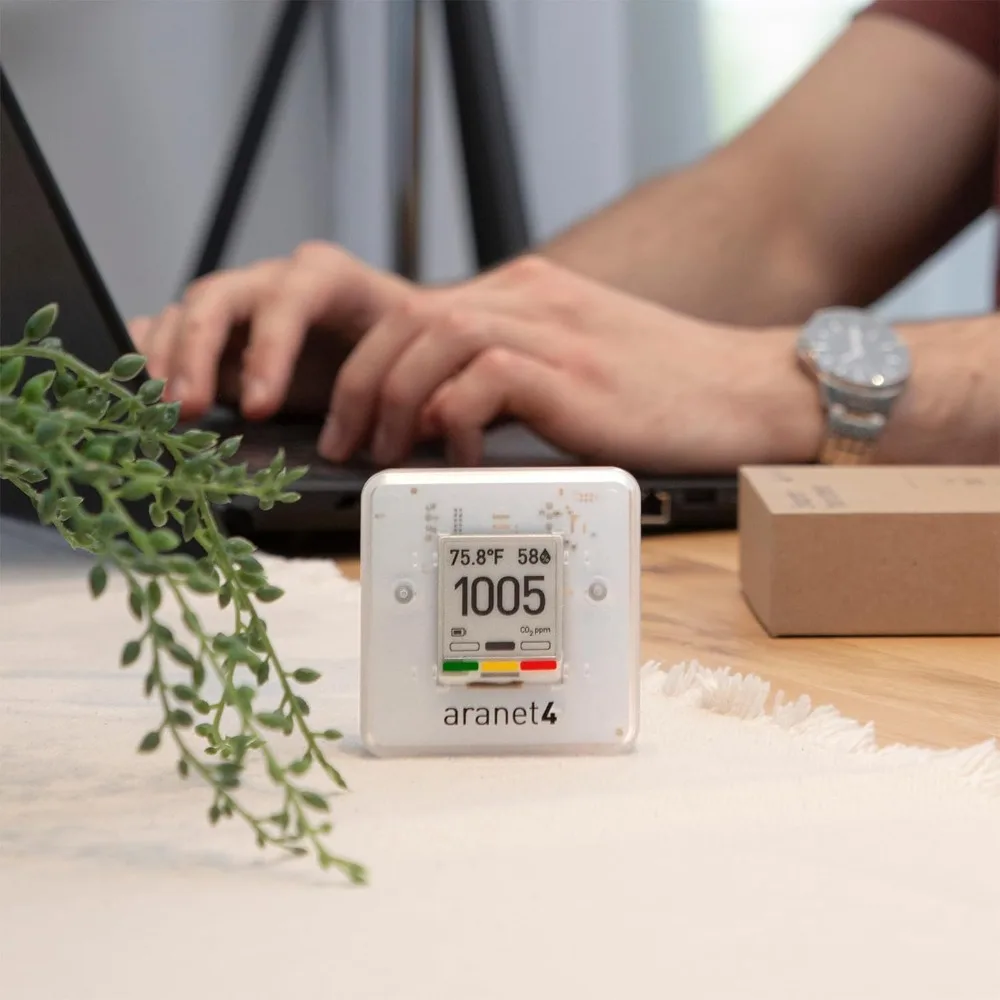 Home: monitor wireless della qualità dell'aria interna per ufficio o scuola (CO2, temperatura, umidità e altro)