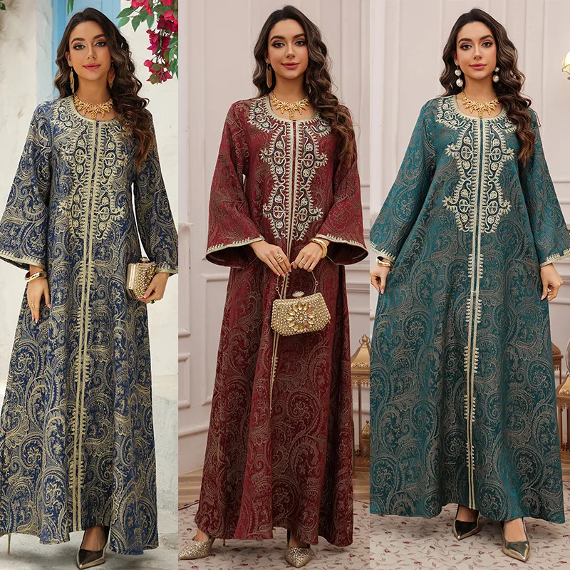 Middle East Dubai Muslim New Fashion Women's Embroidered Beading Elegant Casual Trendy O-neck Long Sleeve Kaftan Female Abaya