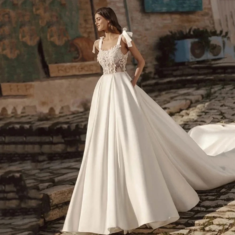 

ZJ9415 Sexy Spaghetti Straps Nude Mesh See Through Exposed Boning Wedding Dresses Princess Lace Bridal Dress